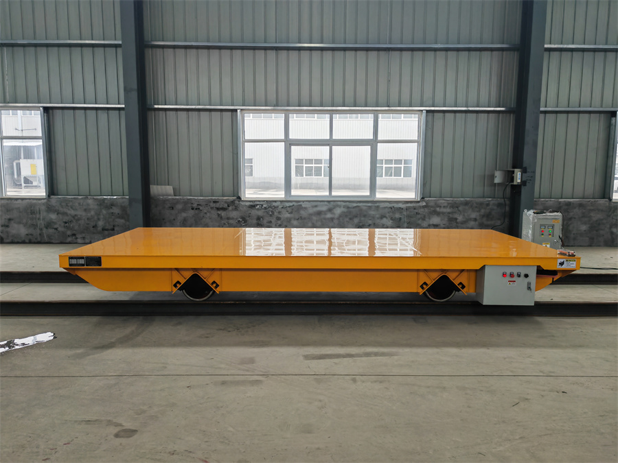 低壓軌道供電電動(dòng)平車(chē)